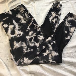 Black marble women’s workout pants